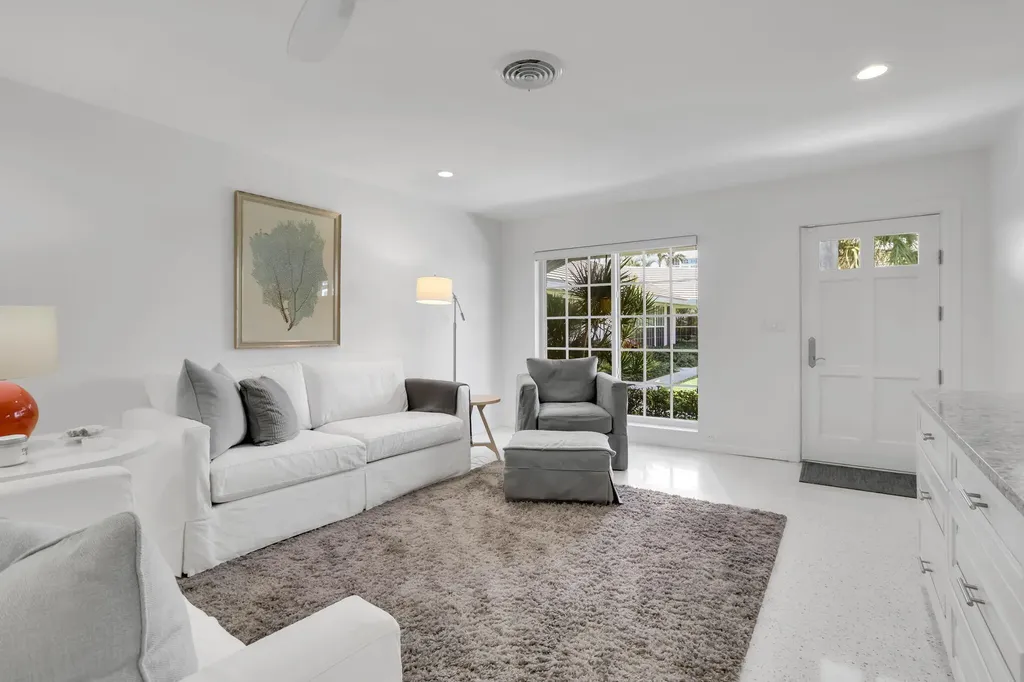 1012 Langer Way Delray Beach FL 33483