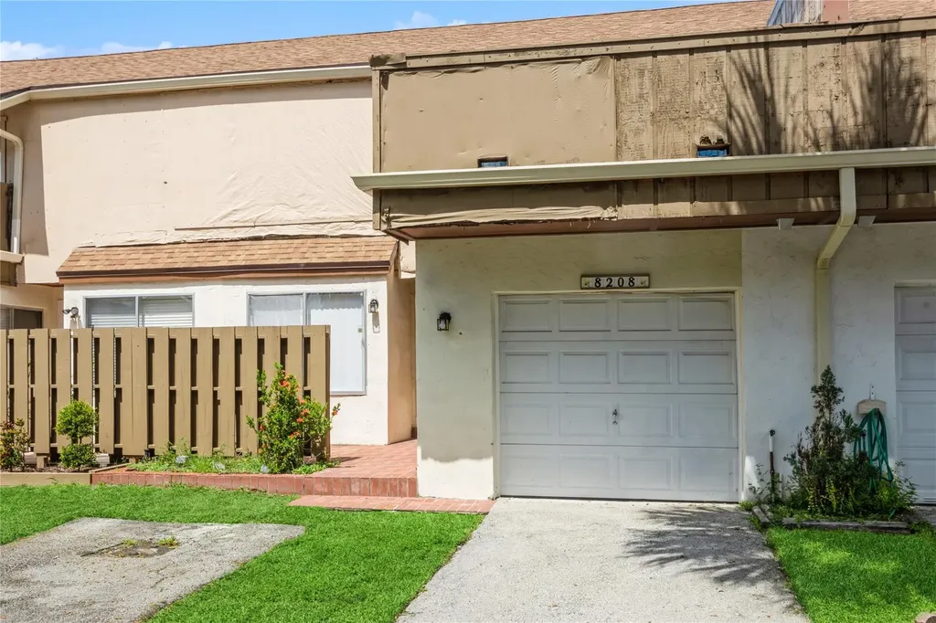 8208 NW 8th Place NW Plantation FL 33324