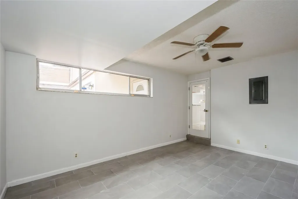 8208 NW 8th Place NW Plantation FL 33324