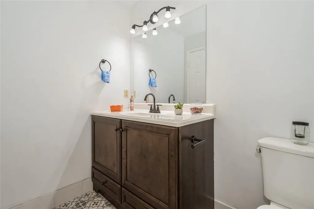 8208 NW 8th Place NW Plantation FL 33324