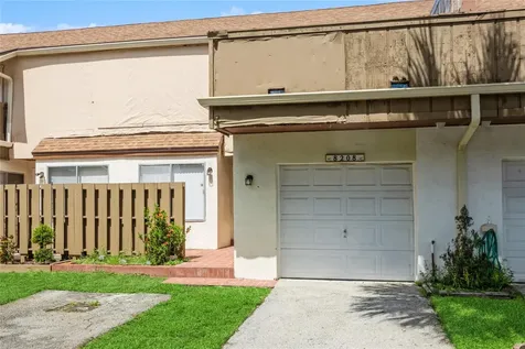 8208 NW 8th Place NW Plantation FL 33324