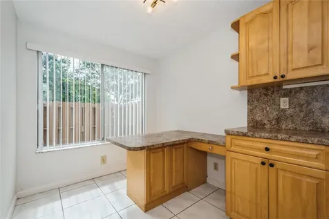8208 NW 8th Place NW Plantation FL 33324
