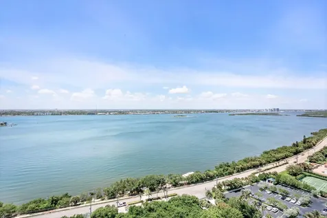 5070 N Ocean Drive Singer Island FL 33404