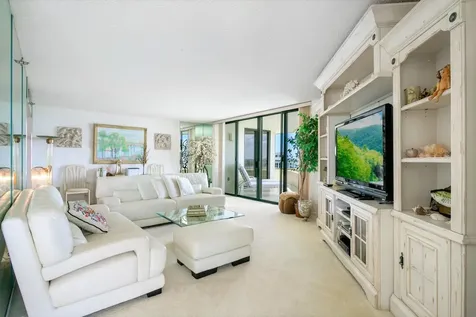 5070 N Ocean Drive Singer Island FL 33404