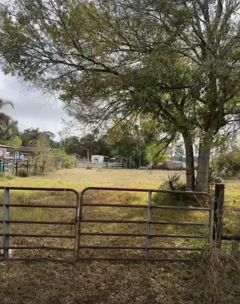 854 NE 42nd Terrace Okeechobee FL 34972