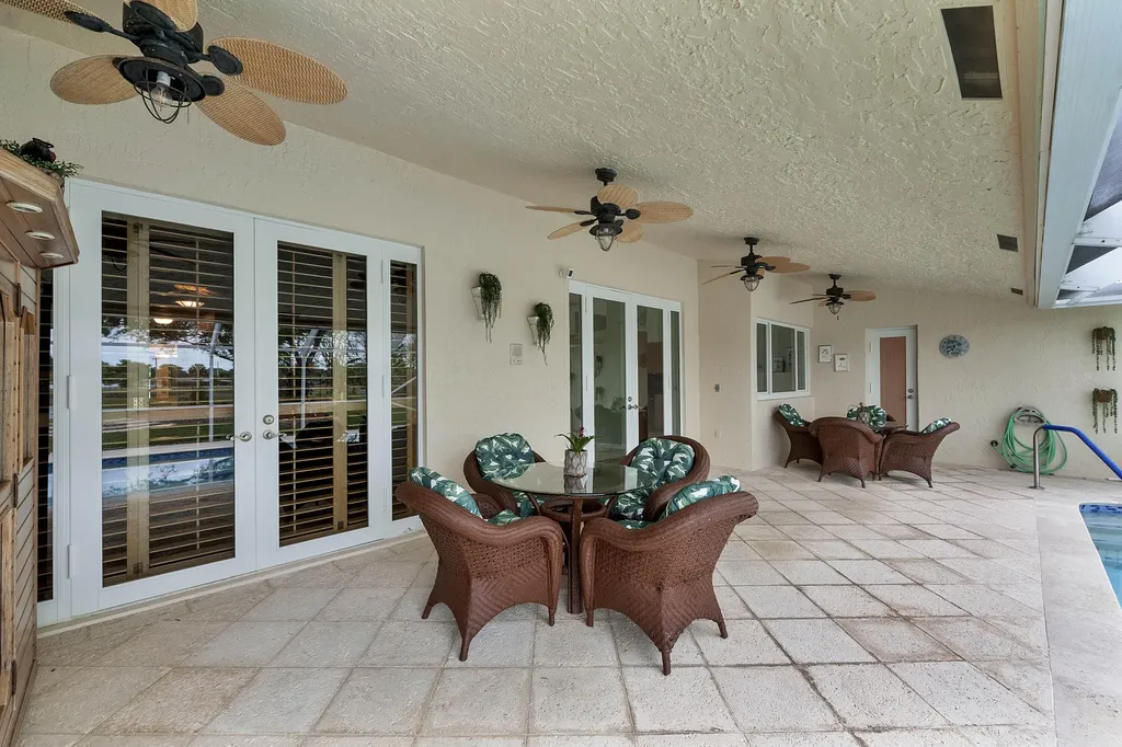 11240 SW 1st Street Coral Springs FL 33071