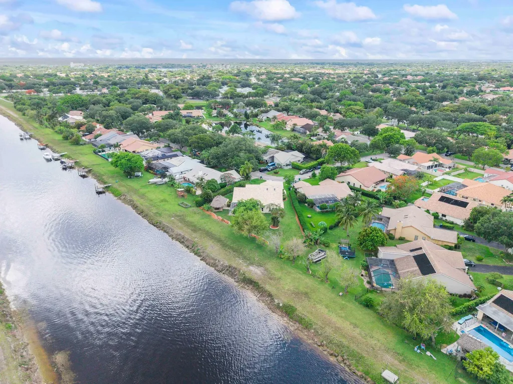 11240 SW 1st Street Coral Springs FL 33071