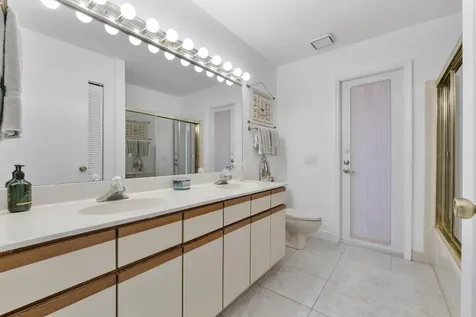 11240 SW 1st Street Coral Springs FL 33071