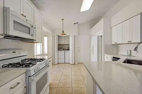 1175 Jaybee Avenue Davenport FL 33897