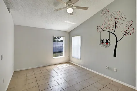 1175 Jaybee Avenue Davenport FL 33897