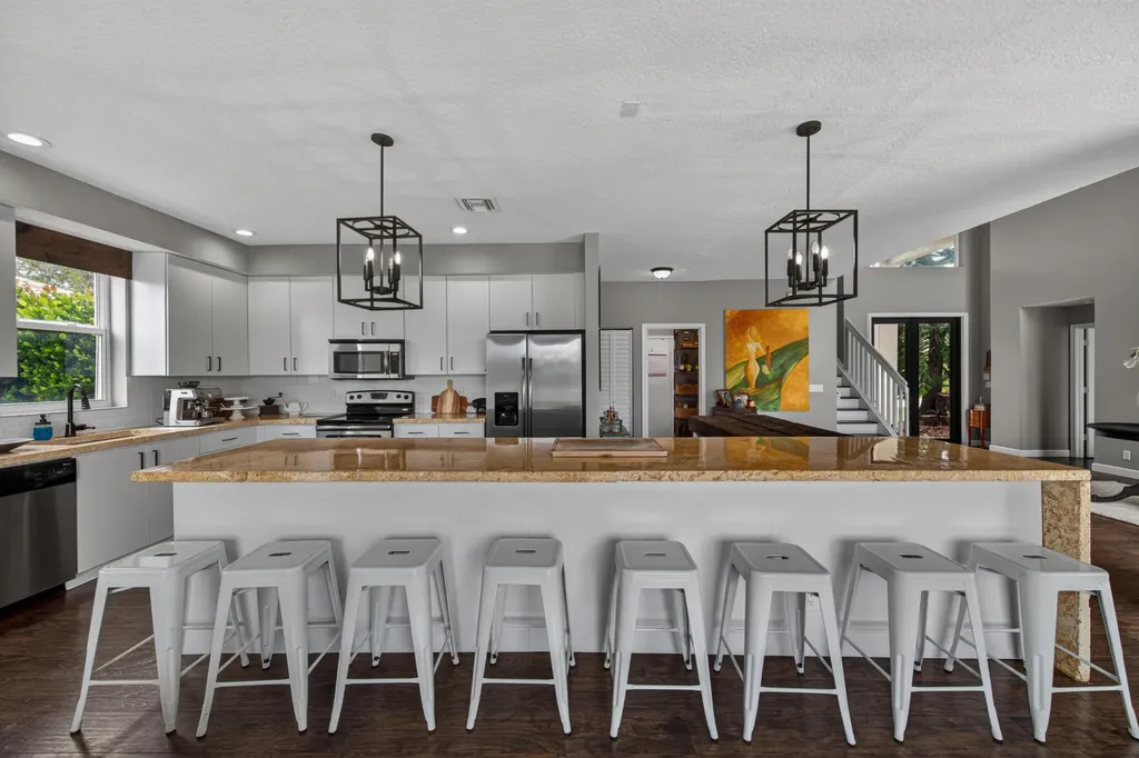 791 SW 191st Avenue Pembroke Pines FL 33029