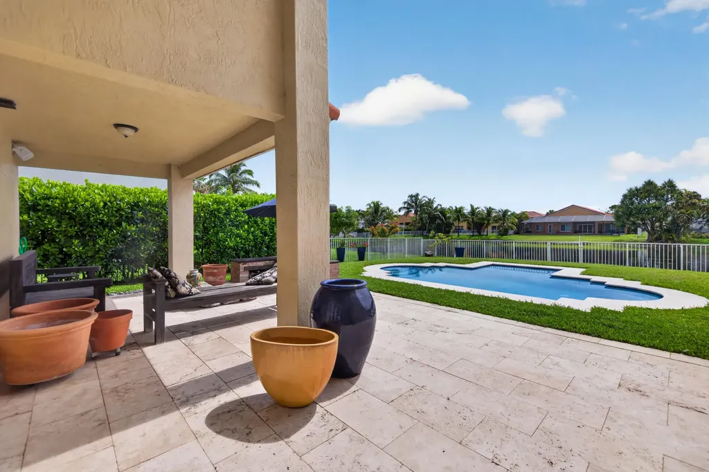 791 SW 191st Avenue Pembroke Pines FL 33029