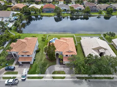 791 SW 191st Avenue Pembroke Pines FL 33029