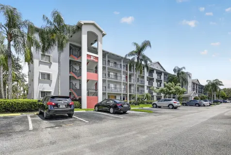 801 SW 138th Avenue Pembroke Pines FL 33027