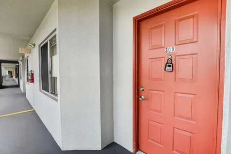 801 SW 138th Avenue Pembroke Pines FL 33027