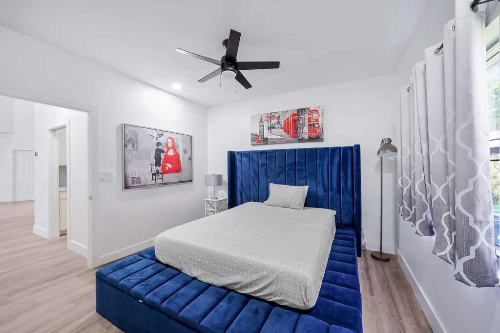 12499 Classic Drive Coral Springs FL 33071