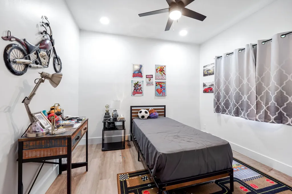 12499 Classic Drive Coral Springs FL 33071