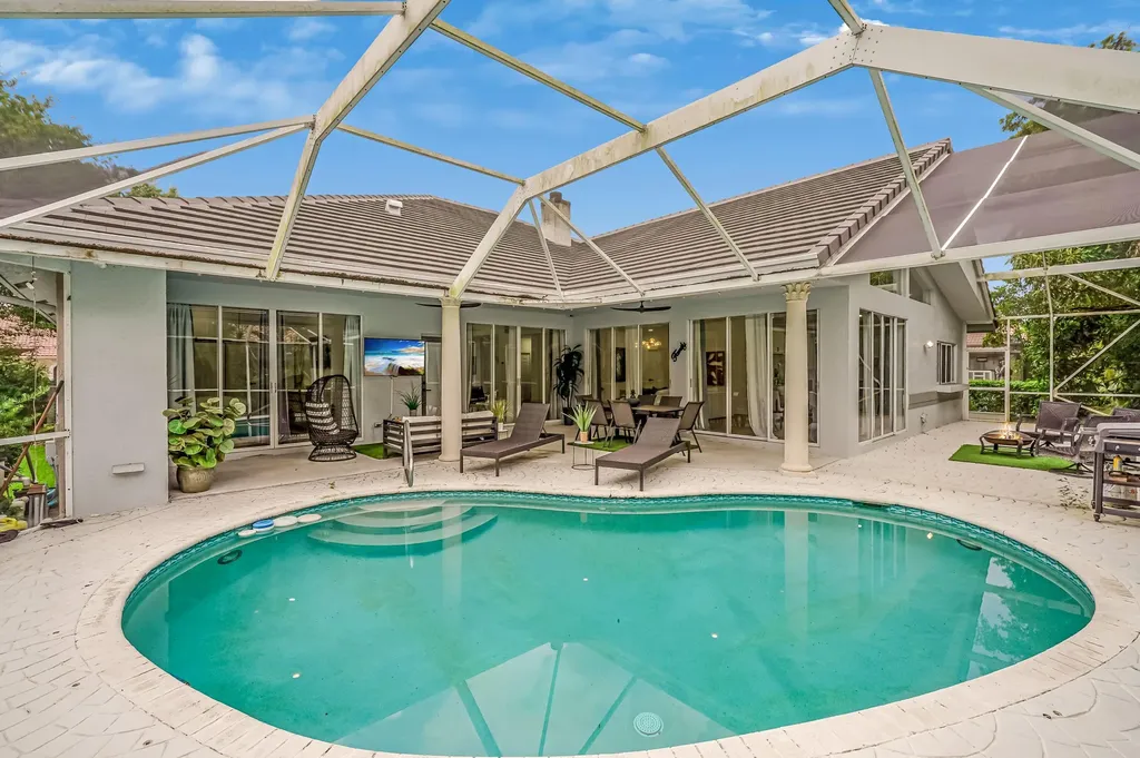 12499 Classic Drive Coral Springs FL 33071
