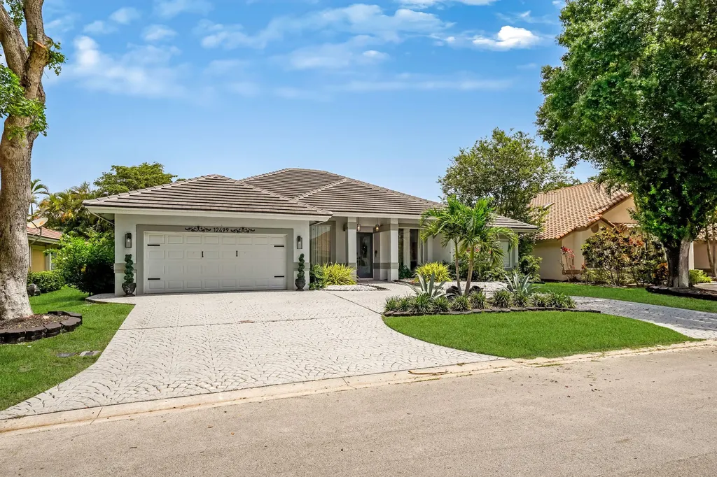 12499 Classic Drive Coral Springs FL 33071