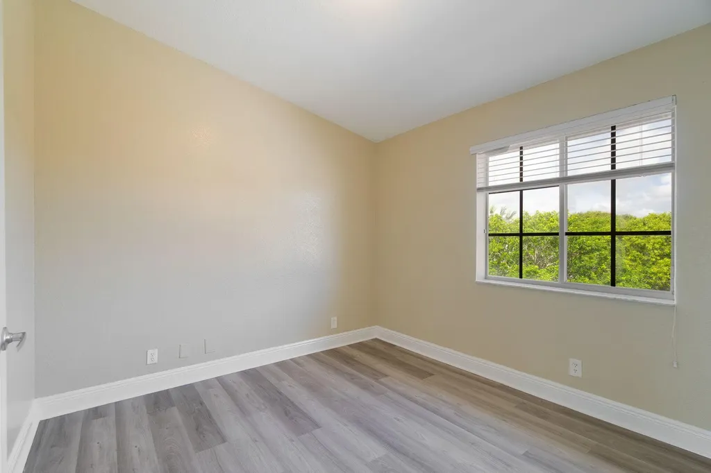 1718 NE 6th Street Boynton Beach FL 33435