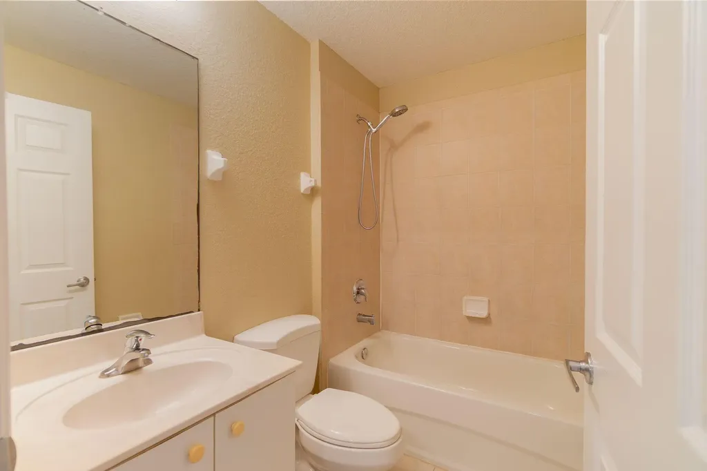1718 NE 6th Street Boynton Beach FL 33435