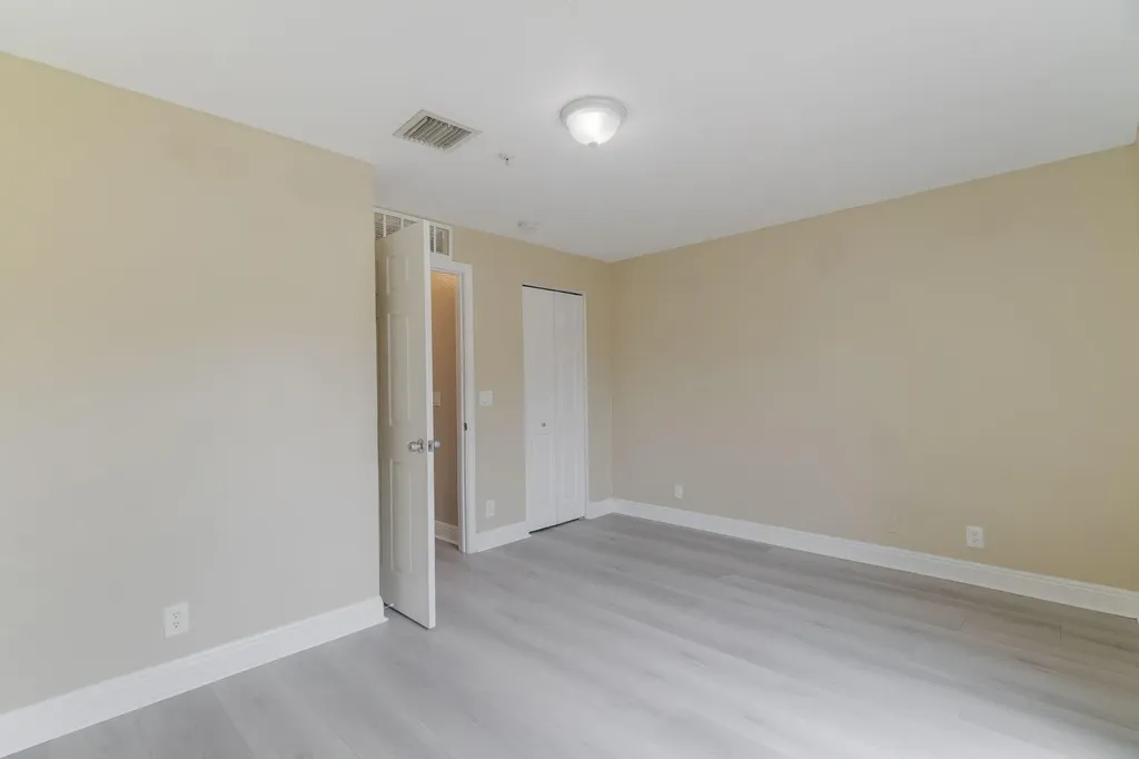 1718 NE 6th Street Boynton Beach FL 33435