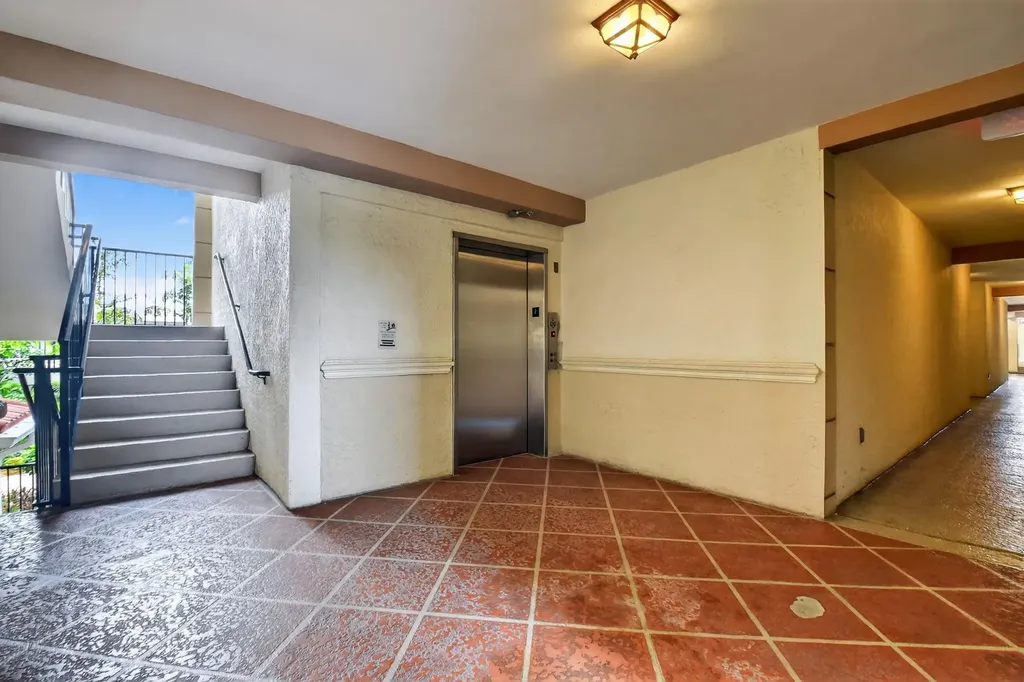3212 Tuscany Way Boynton Beach FL 33435
