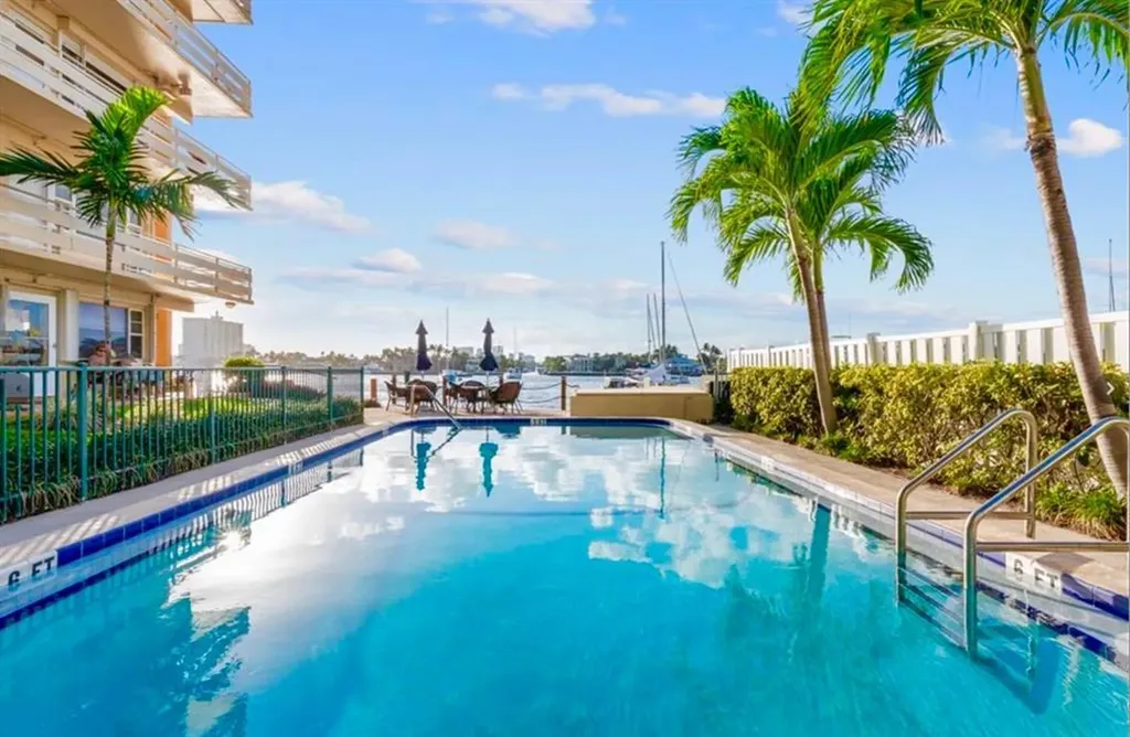 9 N Birch Road Fort Lauderdale FL 33304