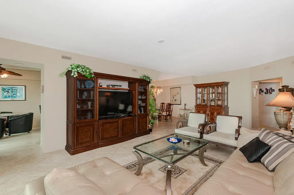 411 N New River Drive Drive E Fort Lauderdale FL 33301