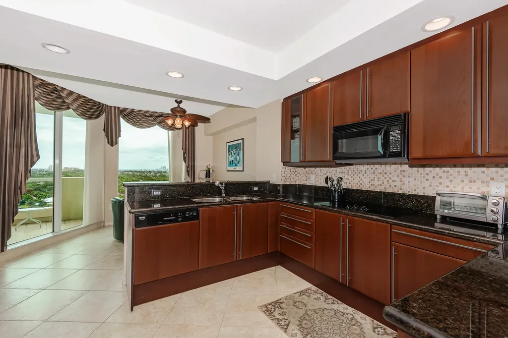411 N New River Drive Drive E Fort Lauderdale FL 33301