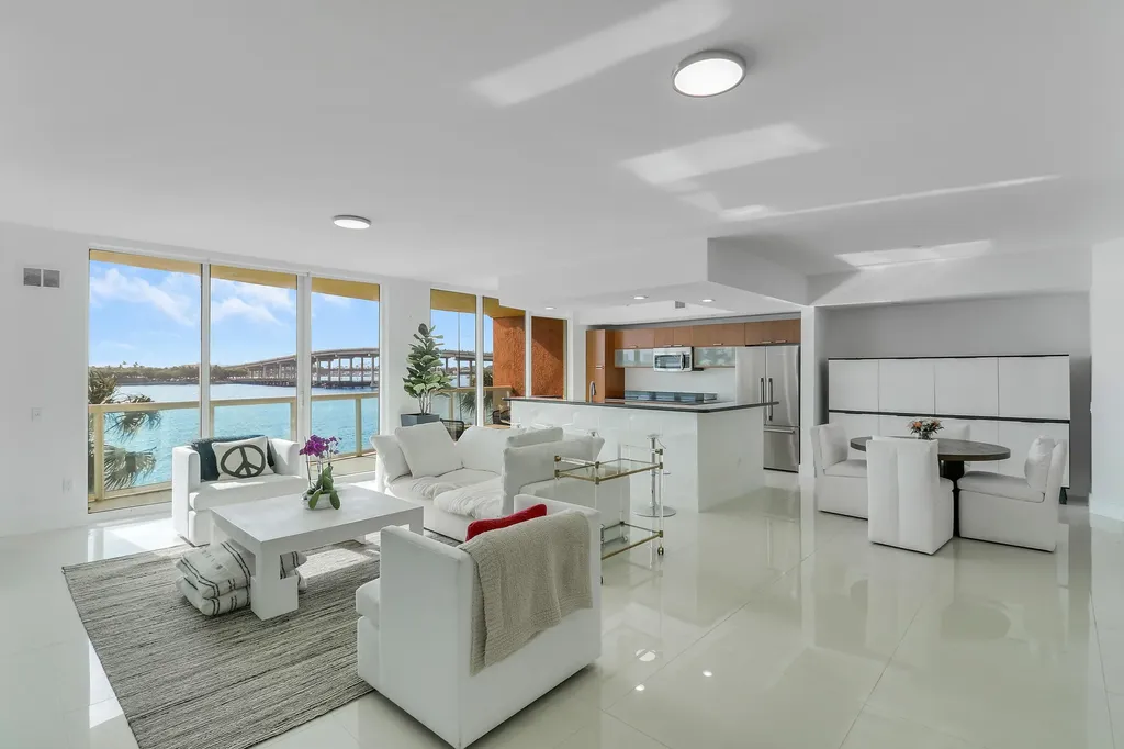 2640 Lake Shore Drive Riviera Beach FL 33404