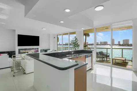 2640 Lake Shore Drive Riviera Beach FL 33404