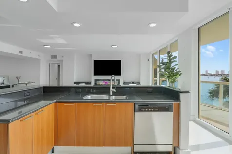 2640 Lake Shore Drive Riviera Beach FL 33404