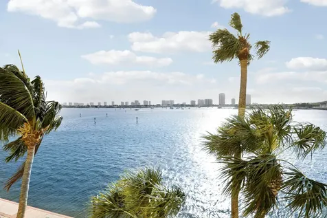 2640 Lake Shore Drive Riviera Beach FL 33404