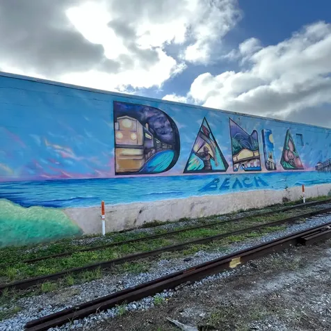 5 NW 3rd Avenue Dania Beach FL