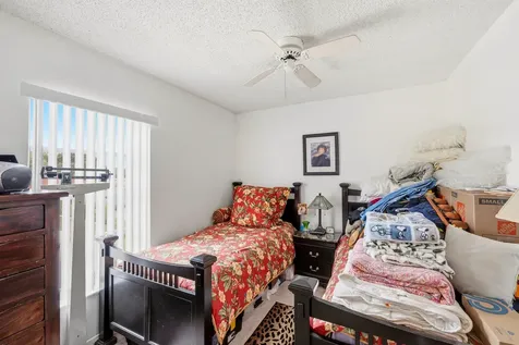 7599 NW 74th Avenue Tamarac FL 33321