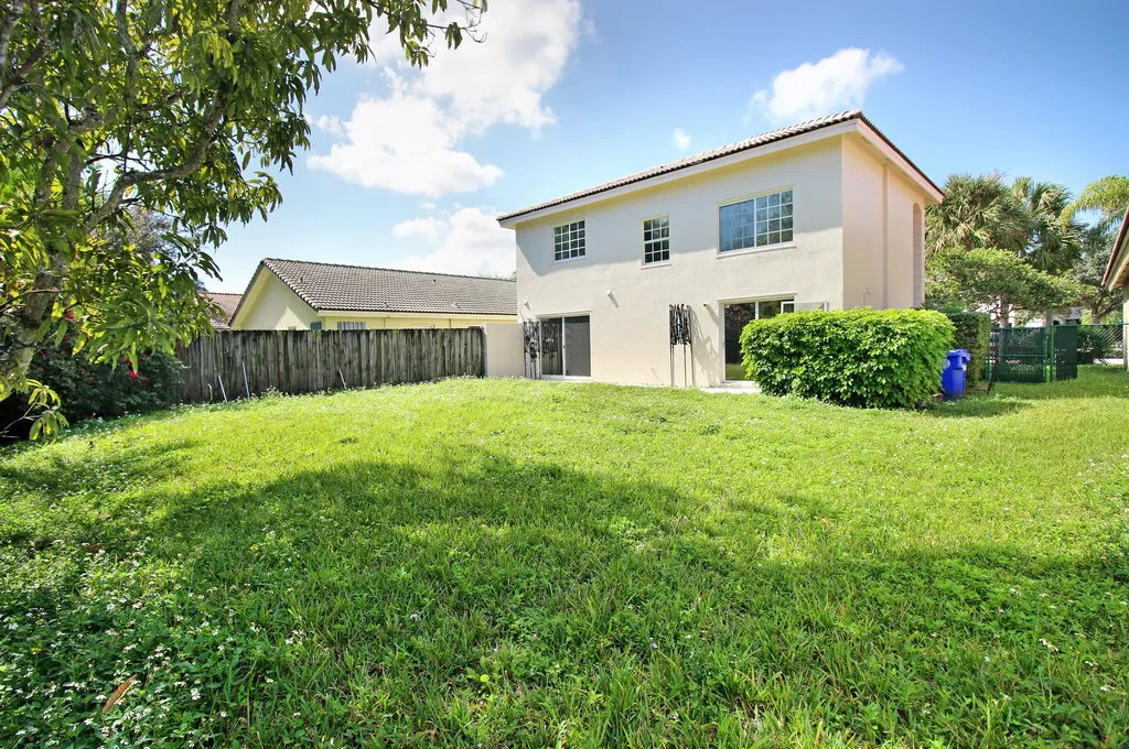 401 SW 203rd Avenue Pembroke Pines FL 33029