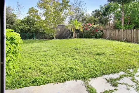 401 NW 203rd Avenue SW Pembroke Pines FL 33029