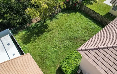 401 NW 203rd Avenue SW Pembroke Pines FL 33029