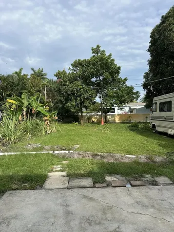 2202 NE 3rd Street Boynton Beach FL 33435