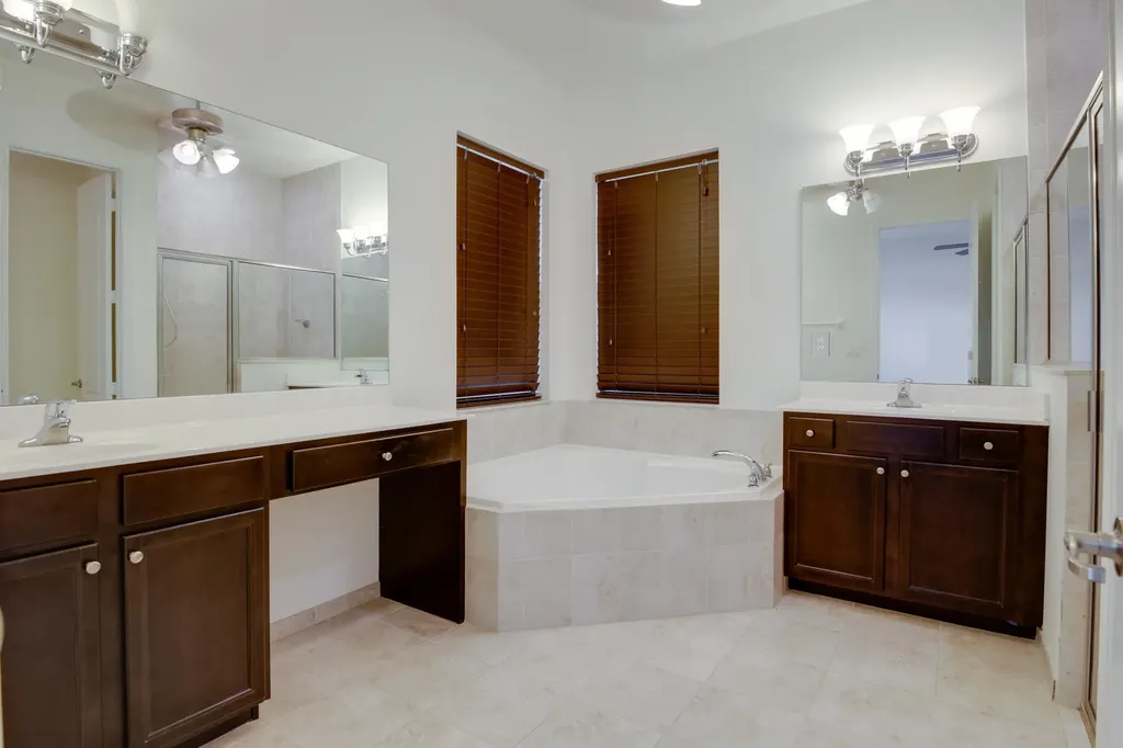8985 Gulf Run Way Lake Worth FL 33467