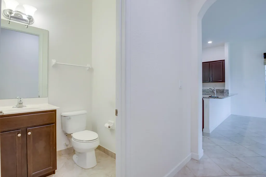 8985 Gulf Run Way Lake Worth FL 33467