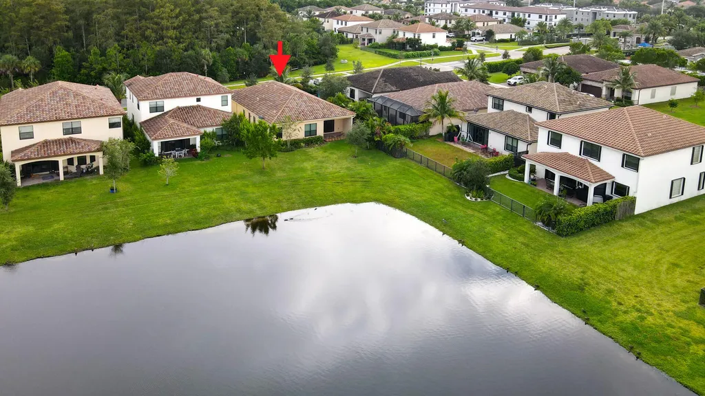 8985 Gulf Run Way Lake Worth FL 33467