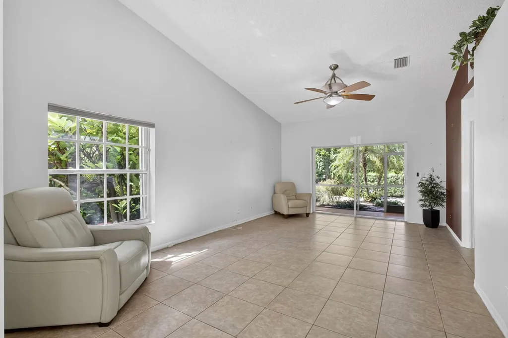 9461 Bridgeport Drive West Palm Beach FL 33411