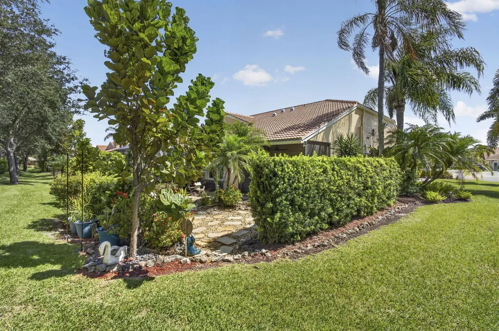 9461 Bridgeport Drive West Palm Beach FL 33411
