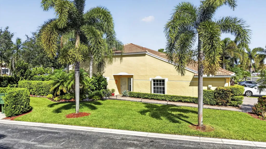 9461 Bridgeport Drive West Palm Beach FL 33411