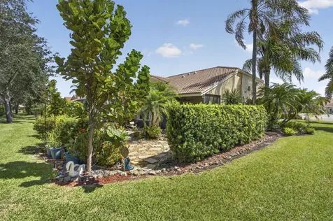9461 Bridgeport Drive West Palm Beach FL 33411