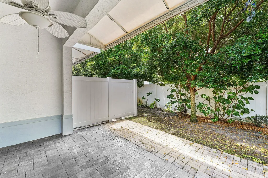 4821 Pointe Midtown Road Palm Beach Gardens FL 33418