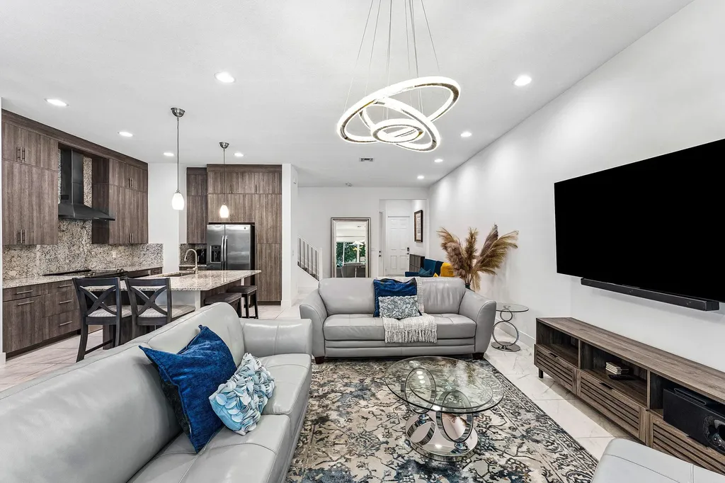 4821 Pointe Midtown Road Palm Beach Gardens FL 33418