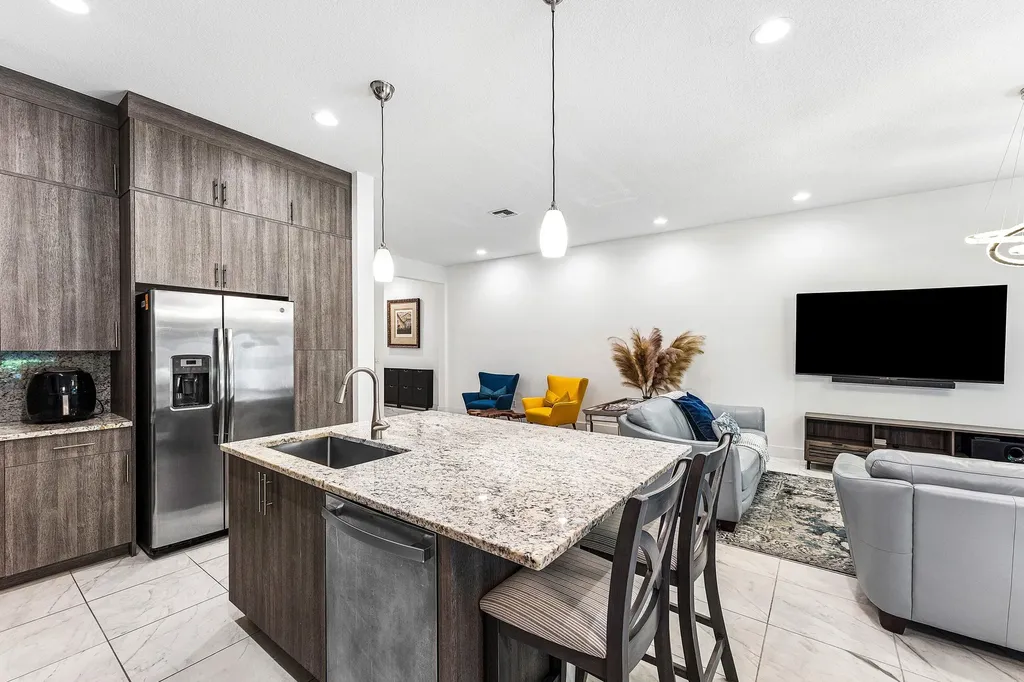 4821 Pointe Midtown Road Palm Beach Gardens FL 33418